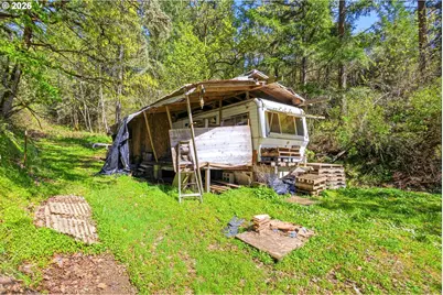 38775 Golden Valley Dr, Lebanon, OR 97355 - Photo 26