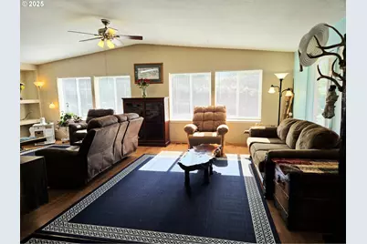 96465 Coverdell Rd #8, Brookings, OR 97415 - Photo 10