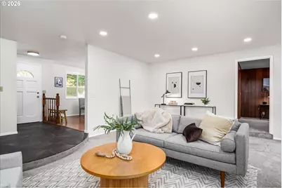 195 Coachman Dr, Eugene, OR 97405 - Photo 2