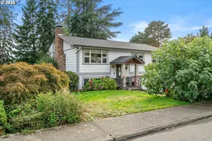 12020 SW Burlheights St, Portland, OR 97223 - Photo 2