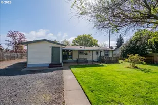 220 View Ln, Lebanon, OR 97355 - Photo 34