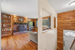 950 NE Edgehill Dr, Estacada, OR 97023 - Photo 4