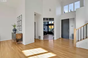 3900 Edgewood Ct, West Linn, OR 97068 - Photo 2