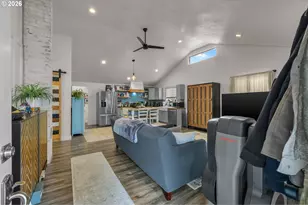 242 NW 1st Ave, John Day, OR 97845 - Photo 22