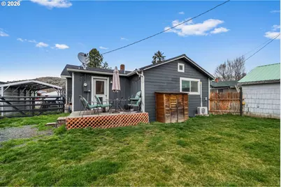 242 NW 1st Ave, John Day, OR 97845 - Photo 20