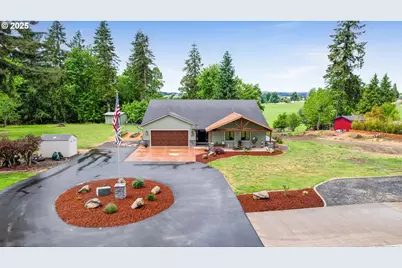 801 S Park St, Carlton, OR 97111 - Photo 2