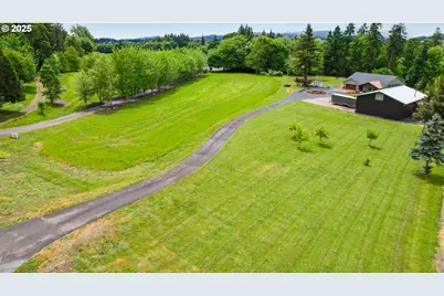 801 S Park St, Carlton, OR 97111 - Photo 6