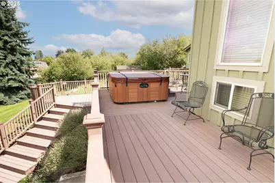 1902 Highland Dr, La Grande, OR 97850 - Photo 10