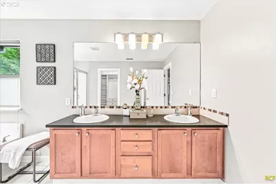 2575 NW Byrne Ter, Portland, OR 97229 - Photo 26