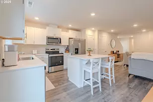 10404 NE 46th St, Vancouver, WA 98682 - Photo 12