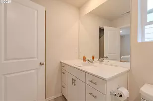 10404 NE 46th St, Vancouver, WA 98682 - Photo 26