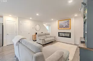 10404 NE 46th St, Vancouver, WA 98682 - Photo 6