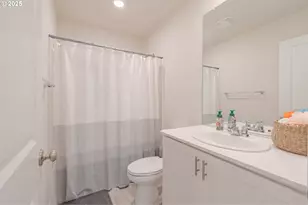 10404 NE 46th St, Vancouver, WA 98682 - Photo 30