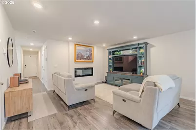 10404 NE 46th St, Vancouver, WA 98682 - Photo 4