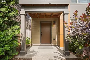 14323 SW Burlwood Ln, Beaverton, OR 97005 - Photo 2