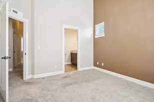 14323 SW Burlwood Ln, Beaverton, OR 97005 - Photo 28