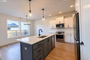 948 NE 17th Ave, Canby, OR 97013 - Photo 12