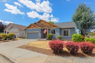 800 Zepher Wy, Molalla, OR 97038 - Photo 2