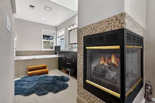 16431 SW Timberland Dr, Beaverton, OR 97007 - Photo 22