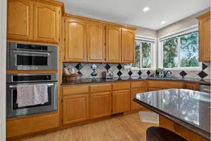 16431 SW Timberland Dr, Beaverton, OR 97007 - Photo 6