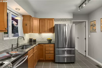 17915 NW Tillamook Dr, Portland, OR 97229 - Photo 8