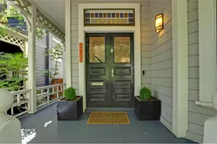 1710 NW Hoyt St, Portland, OR 97209 - Photo 2
