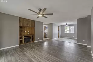 1412 Marlys Ct, Forest Grove, OR 97116 - Photo 12