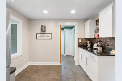 1639 23rd Ave, Longview, WA 98632 - Photo 10