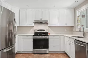 1518 Spring Garden Way, Forest Grove, OR 97116 - Photo 10