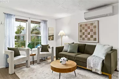 3031 Hummingbird Ln, Eugene, OR 97405 - Photo 10