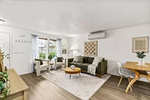 3031 Hummingbird Ln, Eugene, OR 97405 - Photo 8