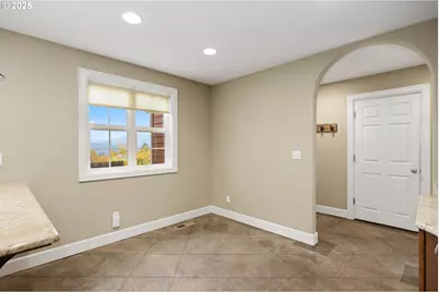 602 Frankton Rd, Hood River, OR 97031 - Photo 8