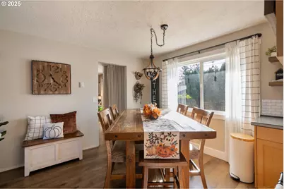 4009 Filbert St, Tillamook, OR 97141 - Photo 8