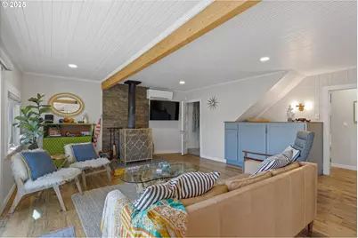 4692 NE I Ave, Neotsu, OR 97364 - Photo 6