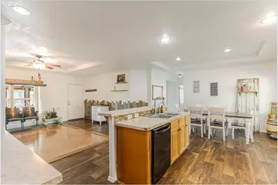 864 Spencer Rd, Toledo, WA 98591 - Photo 6