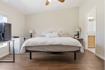 1655 S Elm #302, Canby, OR 97013 - Photo 16