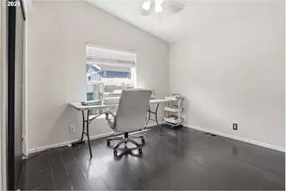 1655 S Elm #302, Canby, OR 97013 - Photo 24