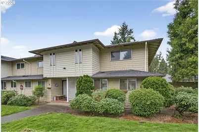 13600 NE 18th St #28, Vancouver, WA 98684 - Photo 2