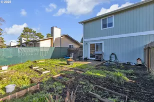 3397 Oak St, Florence, OR 97439 - Photo 48