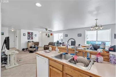 3397 Oak St, Florence, OR 97439 - Photo 12