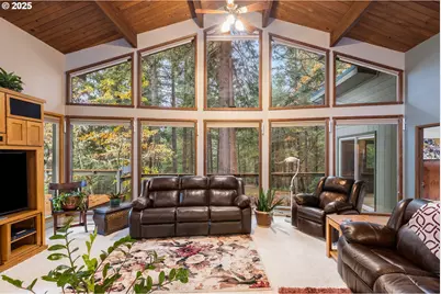 894 Colwell Hill Ln, Roseburg, OR 97471 - Photo 12