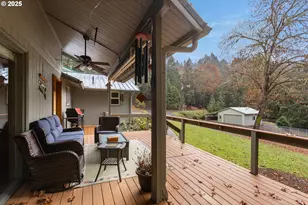 894 Colwell Hill Ln, Roseburg, OR 97471 - Photo 8