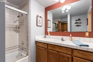 894 Colwell Hill Ln, Roseburg, OR 97471 - Photo 28