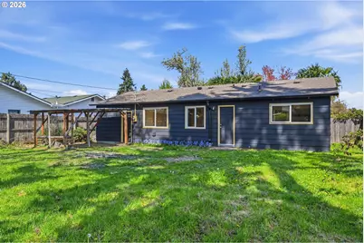 8723 N Chase Ave, Portland, OR 97217 - Photo 32