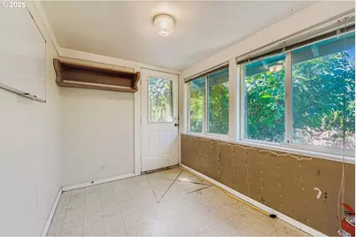 4709 SE 64th Ave, Portland, OR 97206 - Photo 10