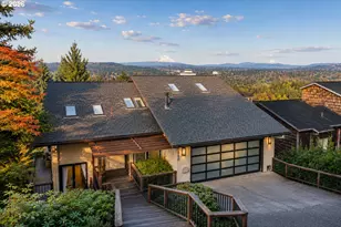1060 Upper Devon Ln, Lake Oswego, OR 97034 - Photo 2