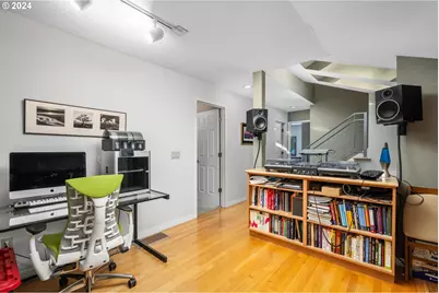 1060 Upper Devon Ln, Lake Oswego, OR 97034 - Photo 24