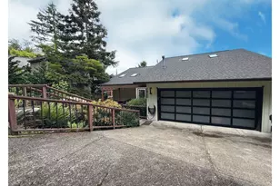 1060 Upper Devon Ln, Lake Oswego, OR 97034 - Photo 44