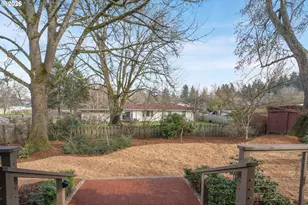 1571 Buck St, Eugene, OR 97402 - Photo 32