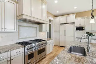 1016 SE 64th Ct, Vancouver, WA 98661 - Photo 14